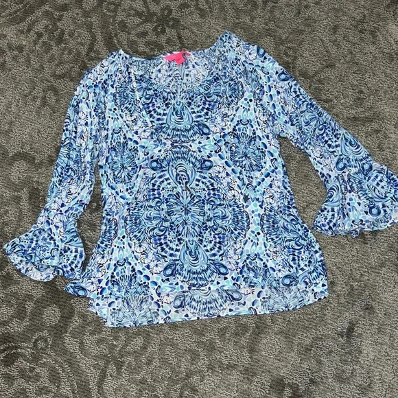 •Lilly Pulitzer peasant top• - Picture 4 of 5